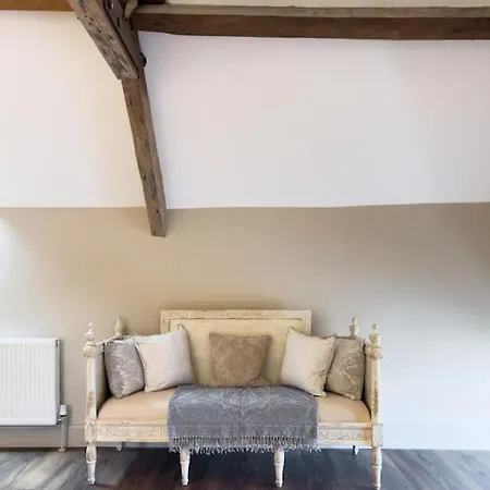 Exceptional 5 With Hot Tub *